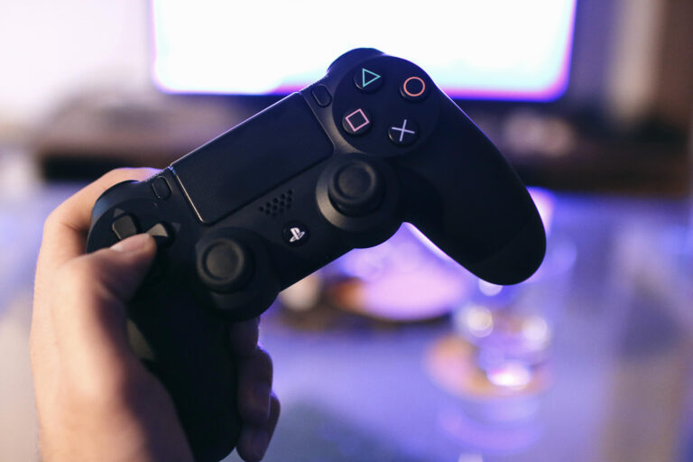 technology joystick controller youth gadget playing 948574 pxhere.com